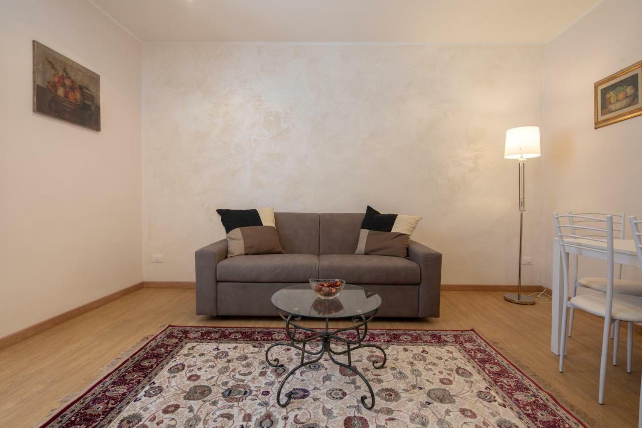 Modern Duomo View By Mmega Appartement *
