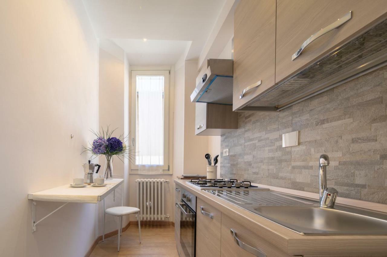 Modern Duomo View Apartment *